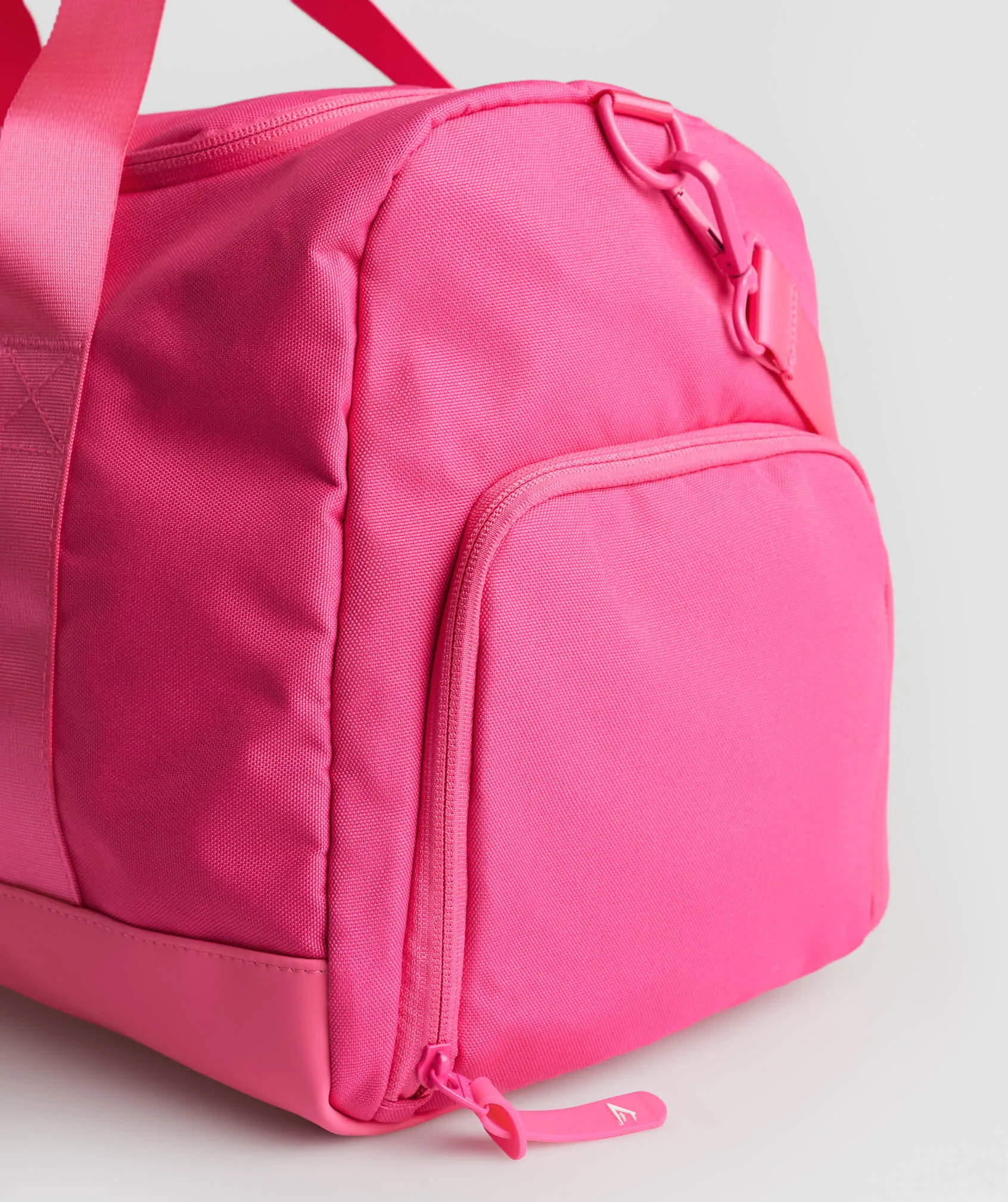 Gymshark Medium Everyday Holdall - Bright Fuchsia