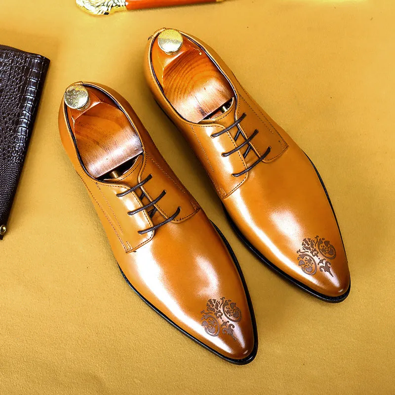 Men's Breathable Leather Pointed Carved Business Formal Wear Leather Shoes